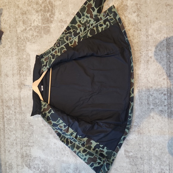The Hundreds Lightweight Camo Jacket EUC - Picture 7 of 7